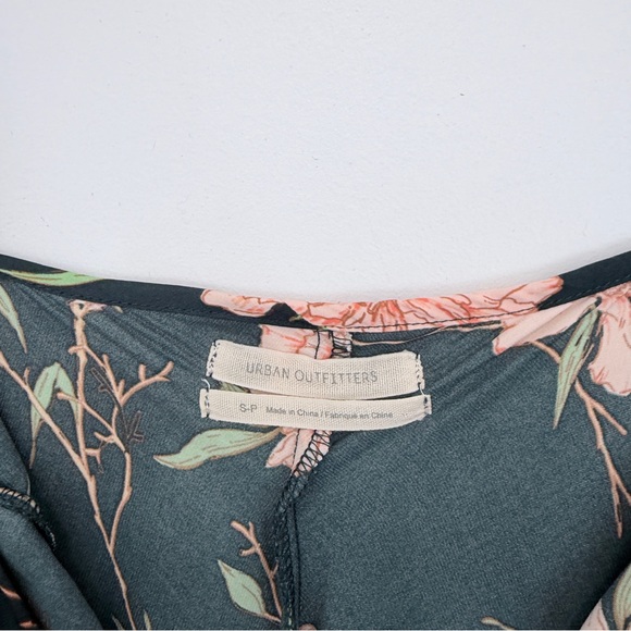 Urban Outfitters Floral Dress with Peach and Green Accents - Picture 4 of 4